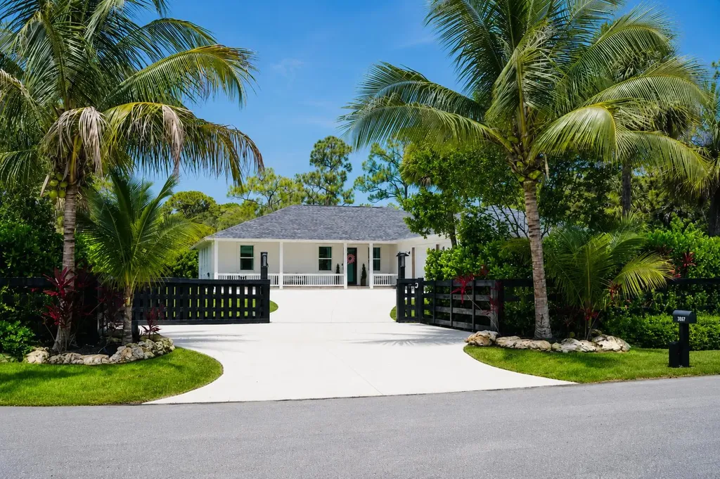 3067 Fargo Avenue Lake Worth FL 33467