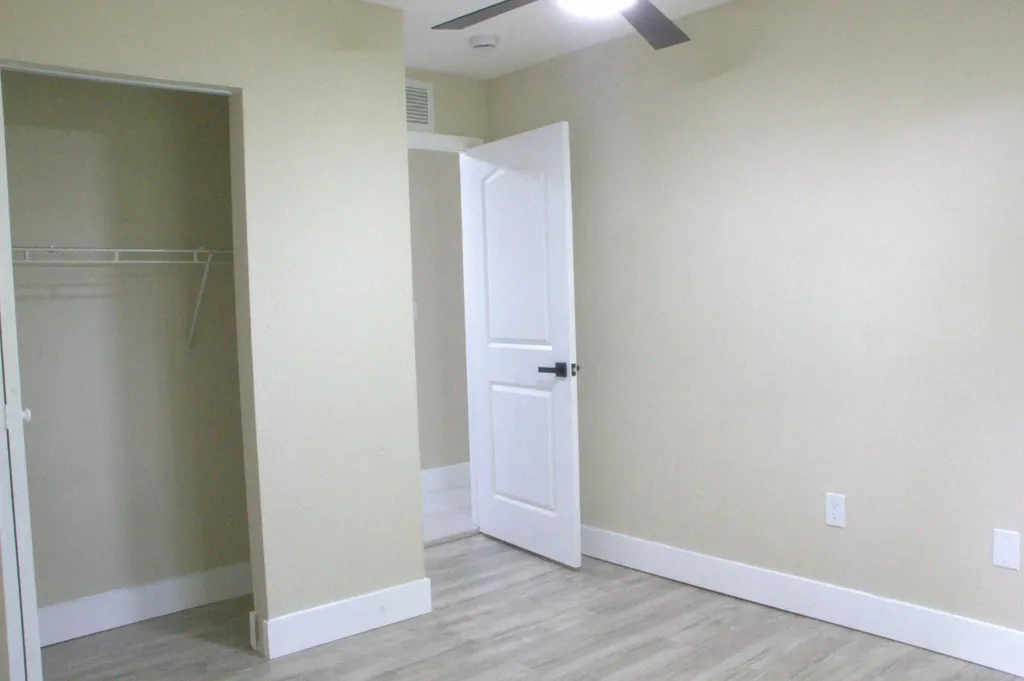 1724 NW 152nd Terrace Miami Gardens FL 33054