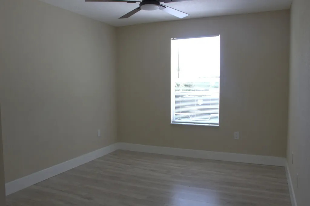 1724 NW 152nd Terrace Miami Gardens FL 33054
