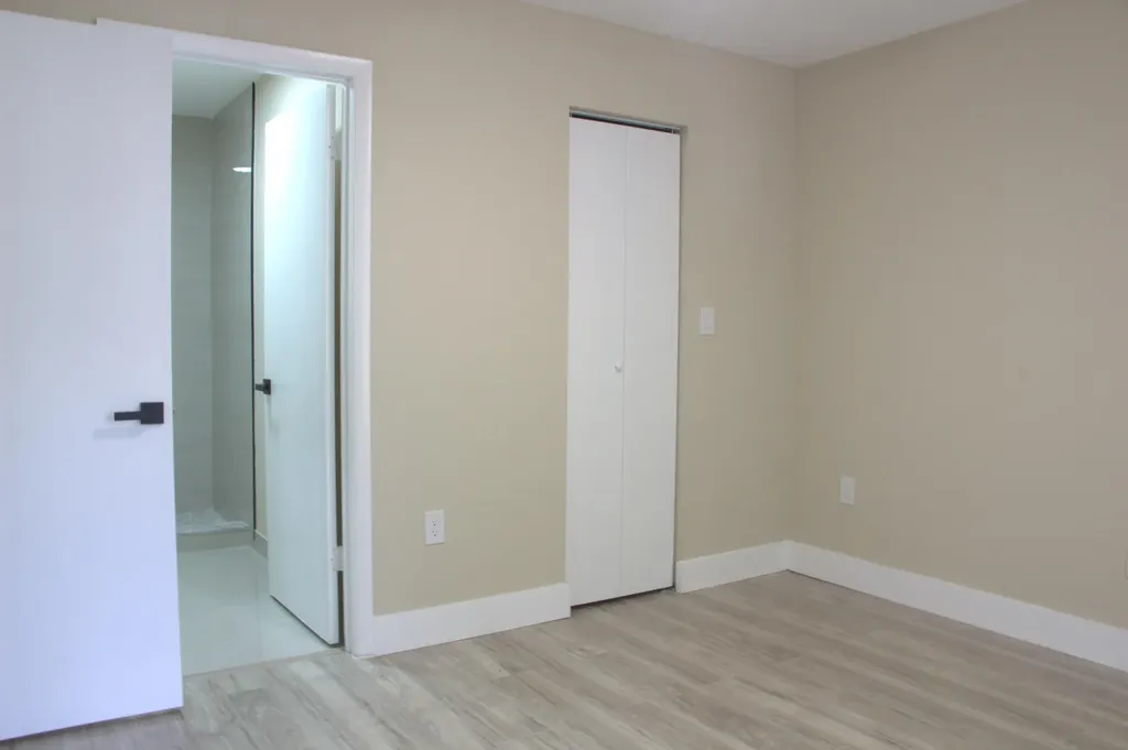 1724 NW 152nd Terrace Miami Gardens FL 33054