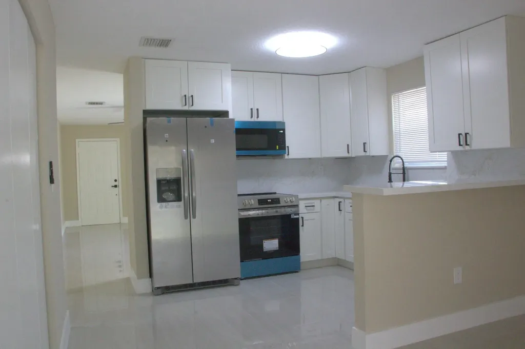 1724 NW 152nd Terrace Miami Gardens FL 33054