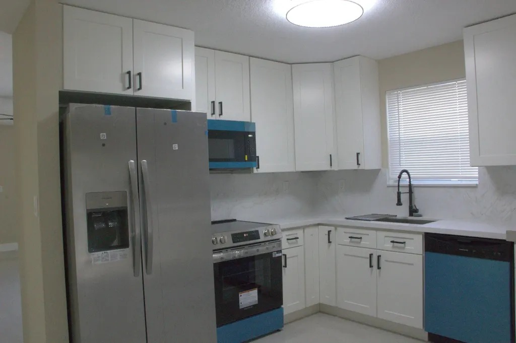 1724 NW 152nd Terrace Miami Gardens FL 33054