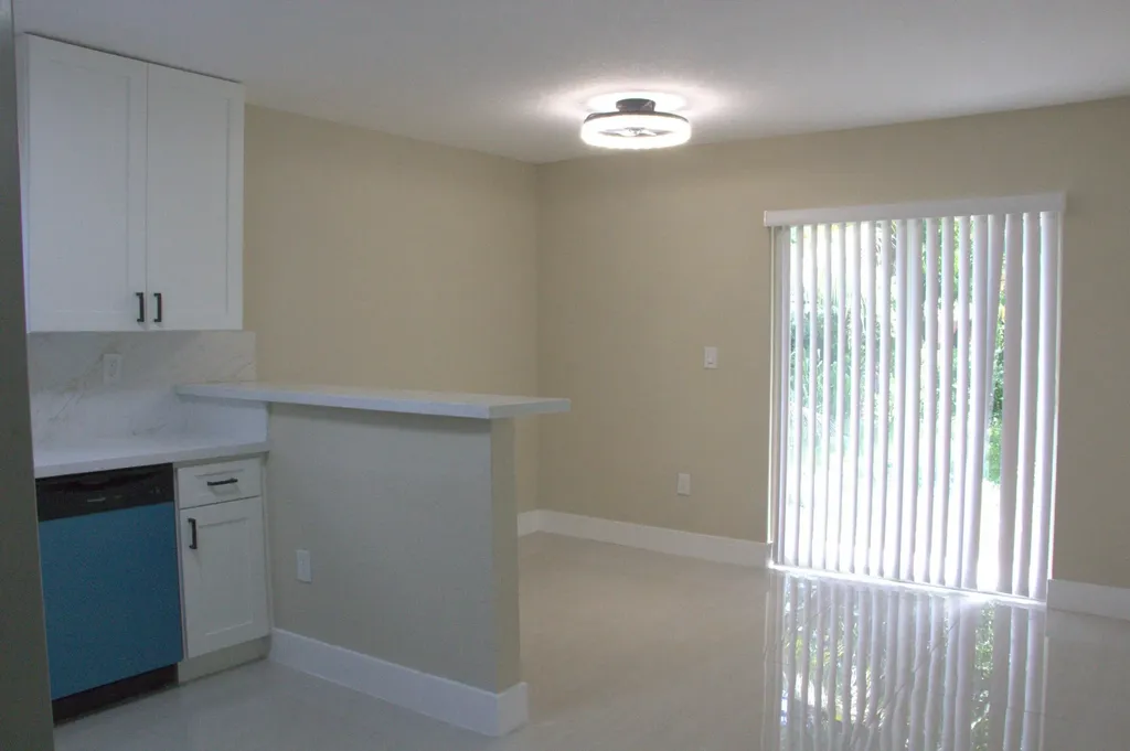 1724 NW 152nd Terrace Miami Gardens FL 33054