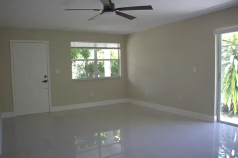 1724 NW 152nd Terrace Miami Gardens FL 33054