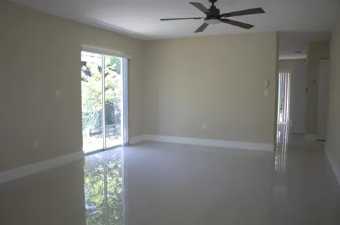 1724 NW 152nd Terrace Miami Gardens FL 33054