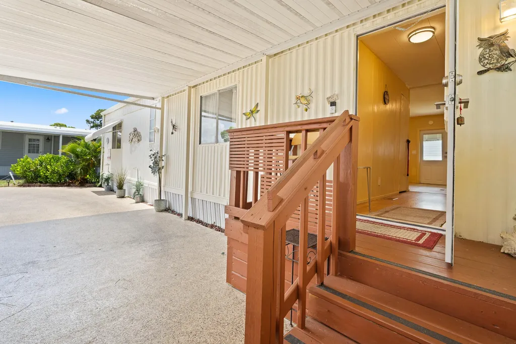 17007 Grand Terre Bay Drive Boynton Beach FL 33436