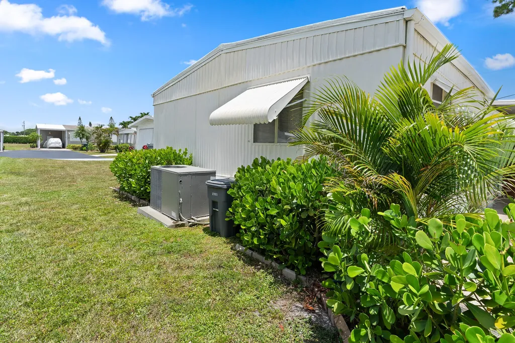 17007 Grand Terre Bay Drive Boynton Beach FL 33436