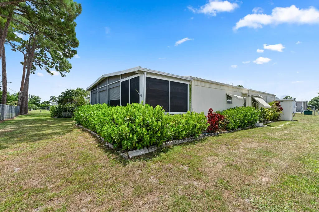 17007 Grand Terre Bay Drive Boynton Beach FL 33436