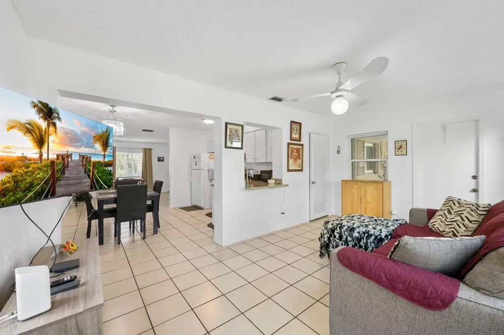 7000 NW 95th Terrace Tamarac FL 33321