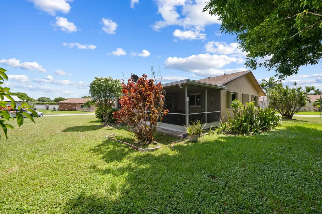 7000 NW 95th Terrace Tamarac FL 33321