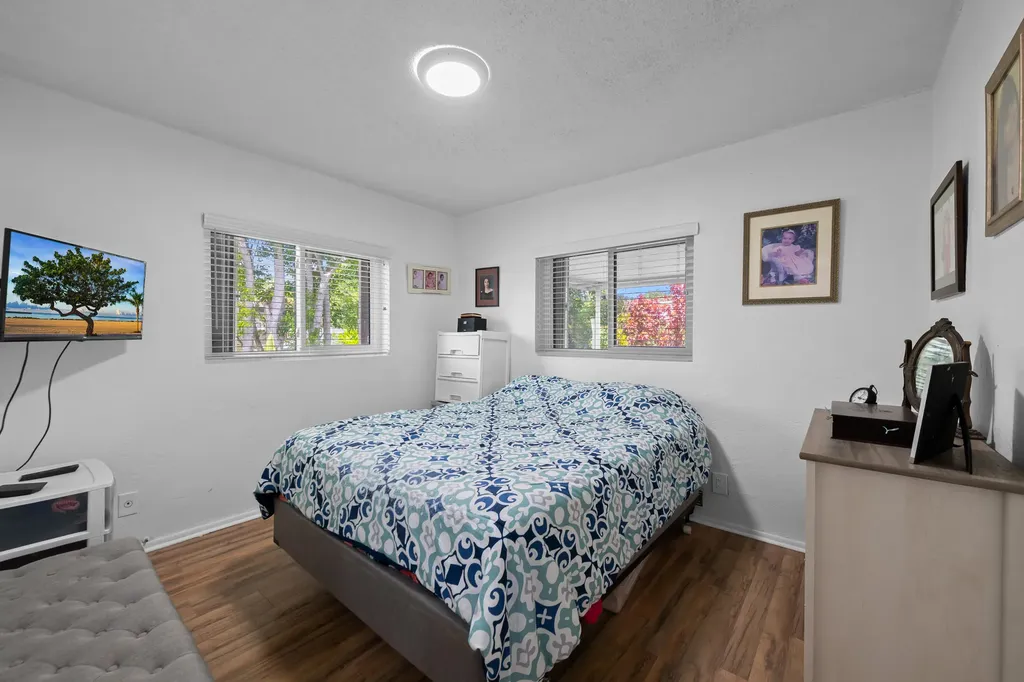 7000 NW 95th Terrace Tamarac FL 33321