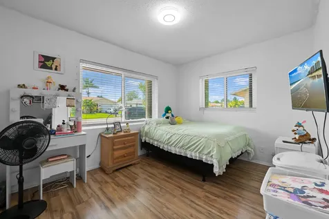 7000 NW 95th Terrace Tamarac FL 33321
