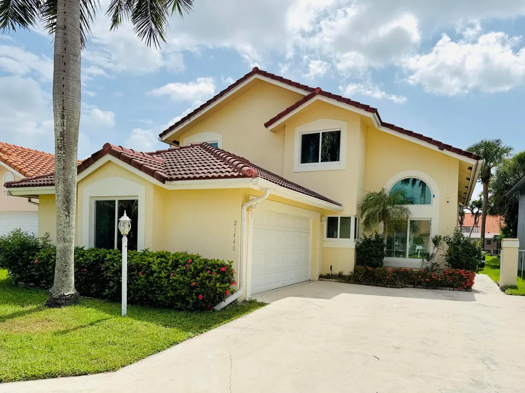 21440 Millbrook Court Boca Raton FL 33498