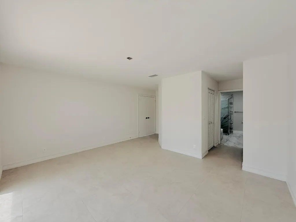 21440 Millbrook Court Boca Raton FL 33498