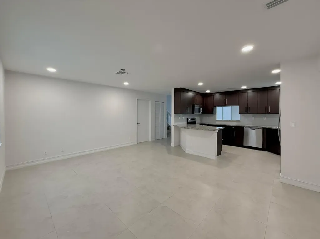 21440 Millbrook Court Boca Raton FL 33498