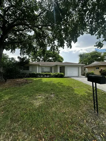 8211 NW 91st Avenue Tamarac FL 33321