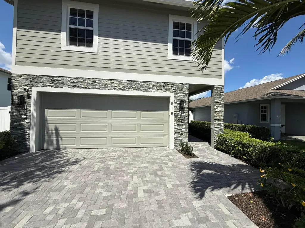 518 Lucky Lane Delray Beach FL 33444