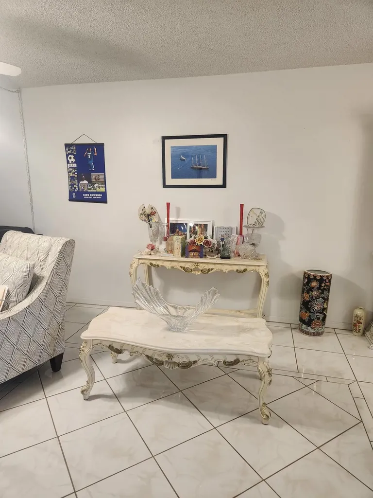 811 S Hollybrook Drive S Pembroke Pines FL 33025