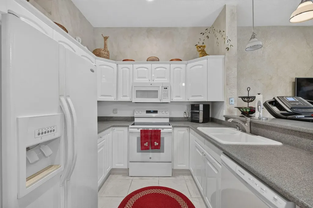 11728 Highland Place Coral Springs FL 33071