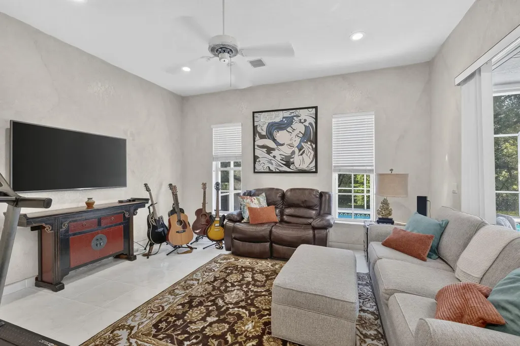 11728 Highland Place Coral Springs FL 33071