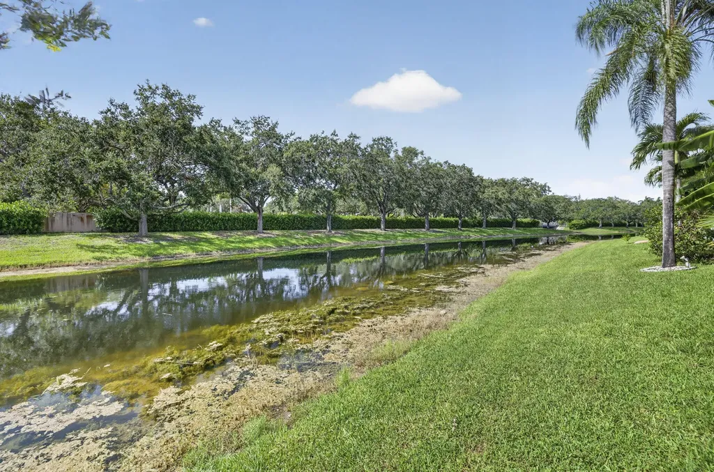 11728 Highland Place Coral Springs FL 33071
