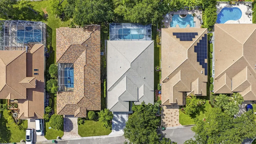 11728 Highland Place Coral Springs FL 33071