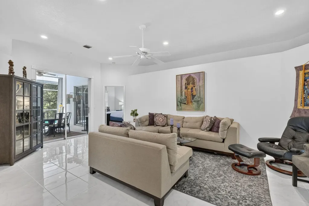 11728 Highland Place Coral Springs FL 33071
