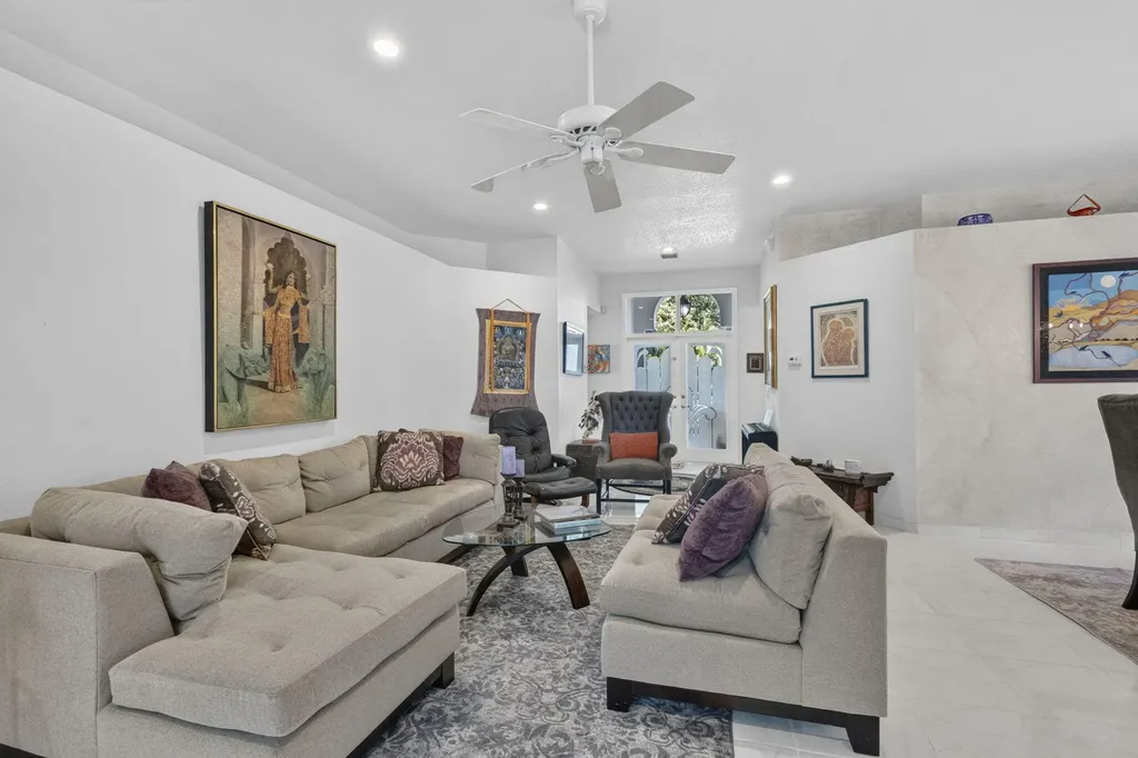 11728 Highland Place Coral Springs FL 33071