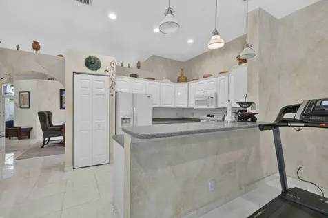 11728 Highland Place Coral Springs FL 33071