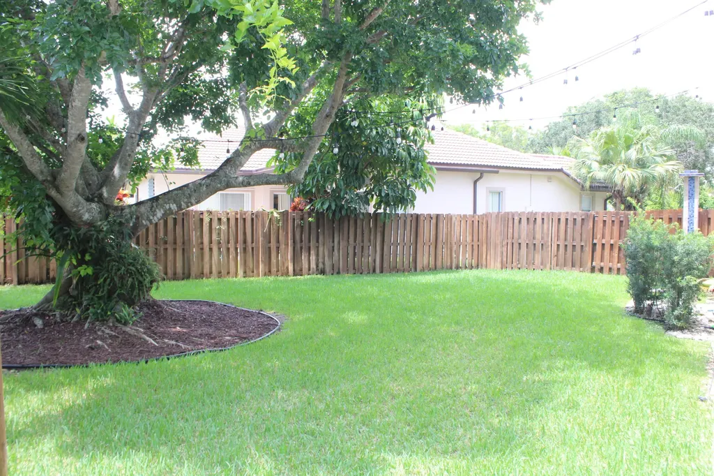12944 NW 21st Street Pembroke Pines FL 33028