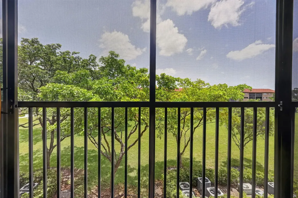 12551 SW 16th Court Pembroke Pines FL 33027