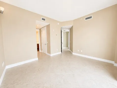 2625 NE 14th Avenue NE Wilton Manors FL 33334