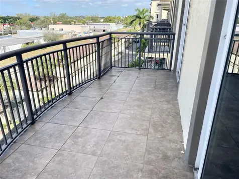 2625 NE 14th Avenue NE Wilton Manors FL 33334