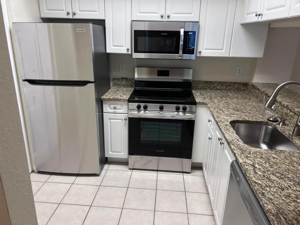 2802 Sarento Place Palm Beach Gardens FL 33410