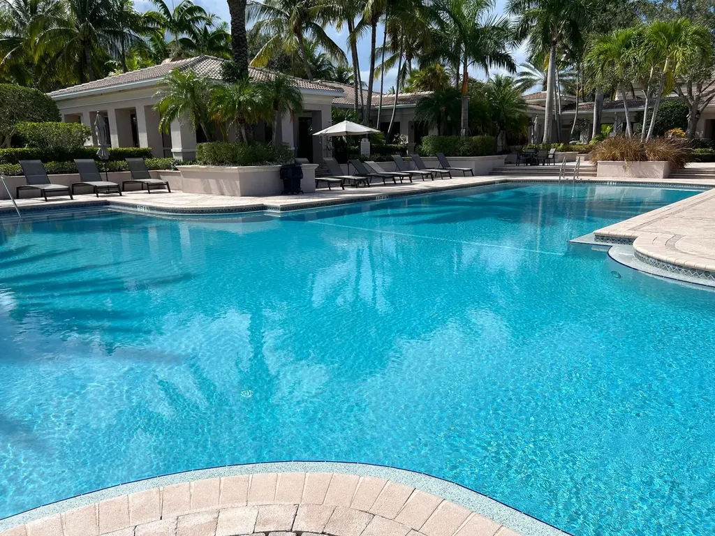 2802 Sarento Place Palm Beach Gardens FL 33410