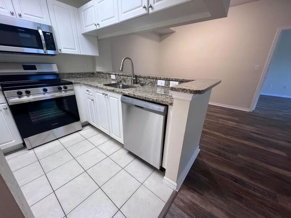 2802 Sarento Place Palm Beach Gardens FL 33410