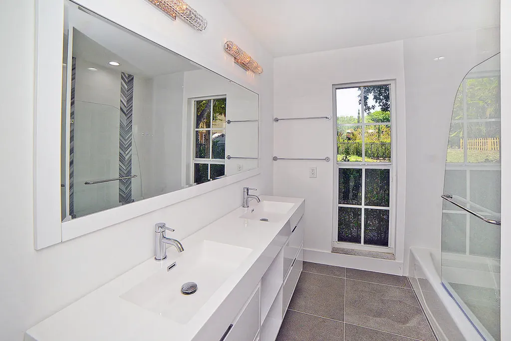 6943 Giralda Circle Boca Raton FL 33433