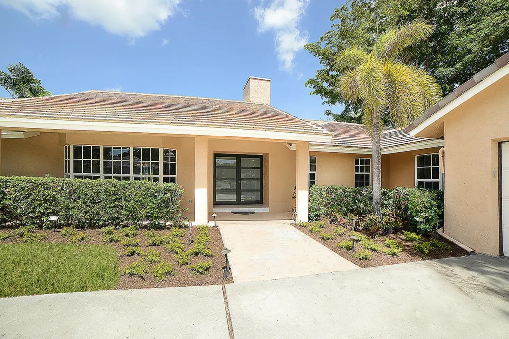 6943 Giralda Circle Boca Raton FL 33433