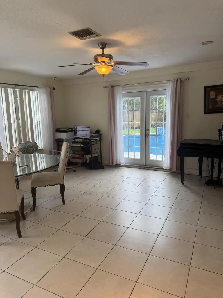 6739 Patricia Drive West Palm Beach FL 33413