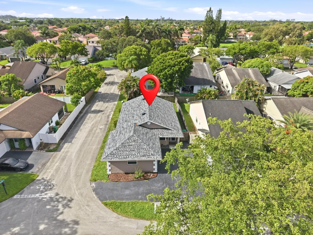 8300 SW 41st Street Davie FL 33328