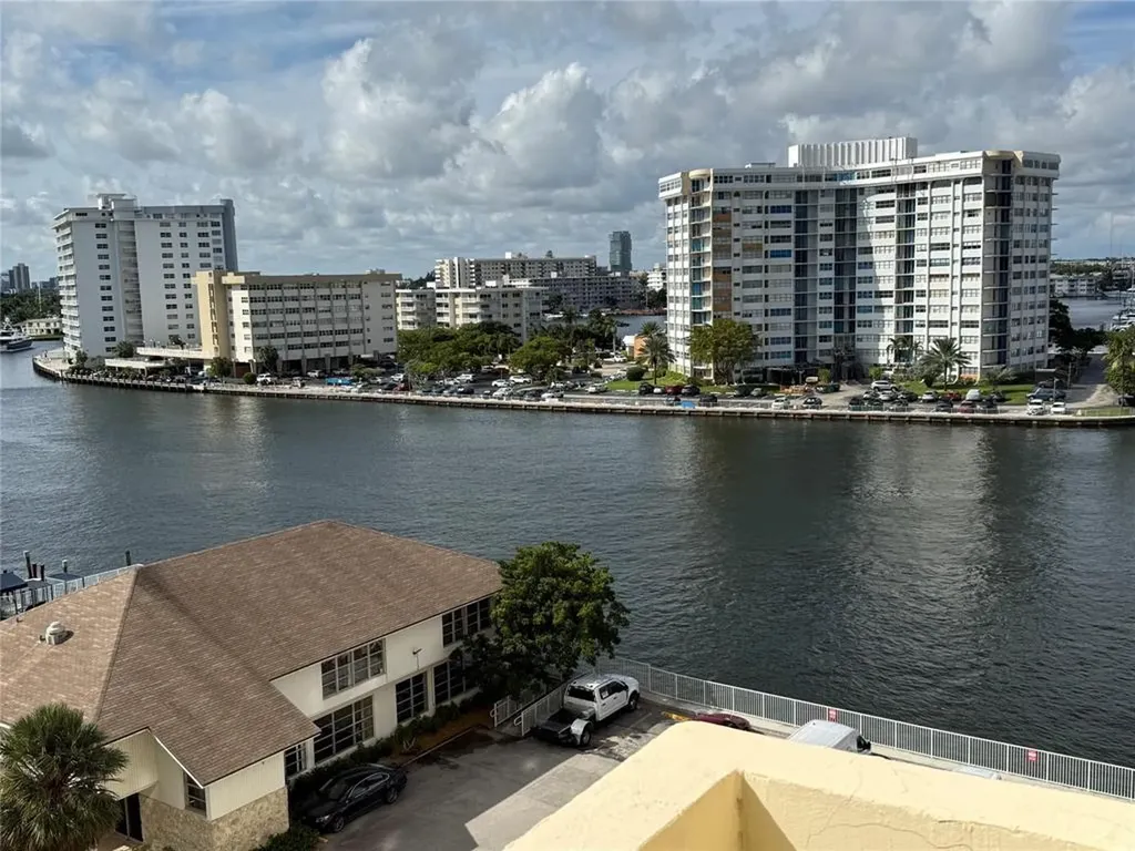 1833 S Ocean Drive Hallandale Beach FL 33009
