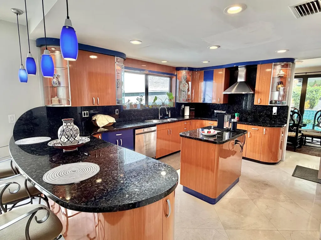 6411 Via Rosa Boca Raton FL 33433