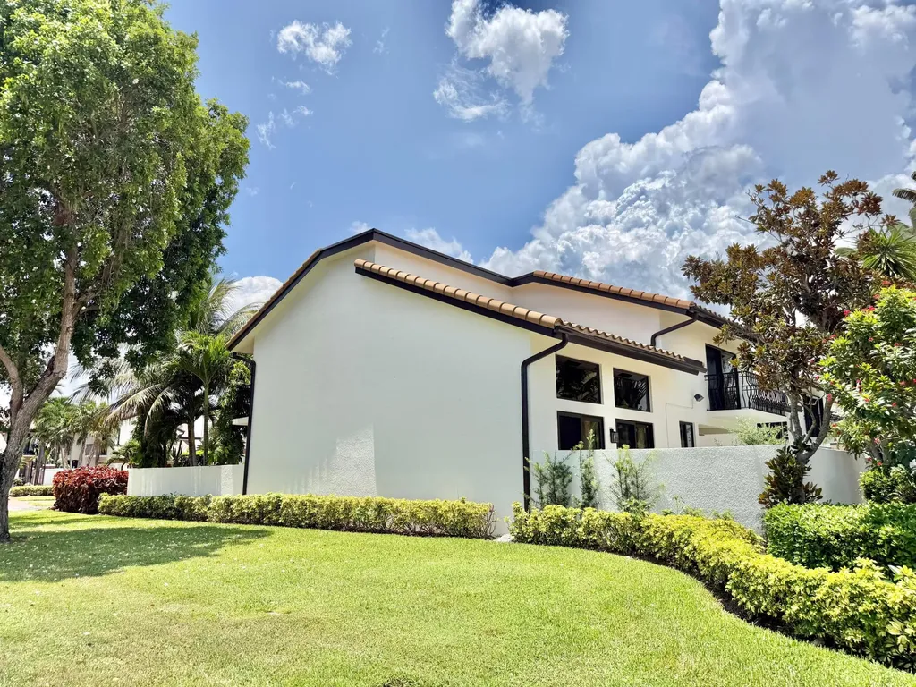 6411 Via Rosa Boca Raton FL 33433