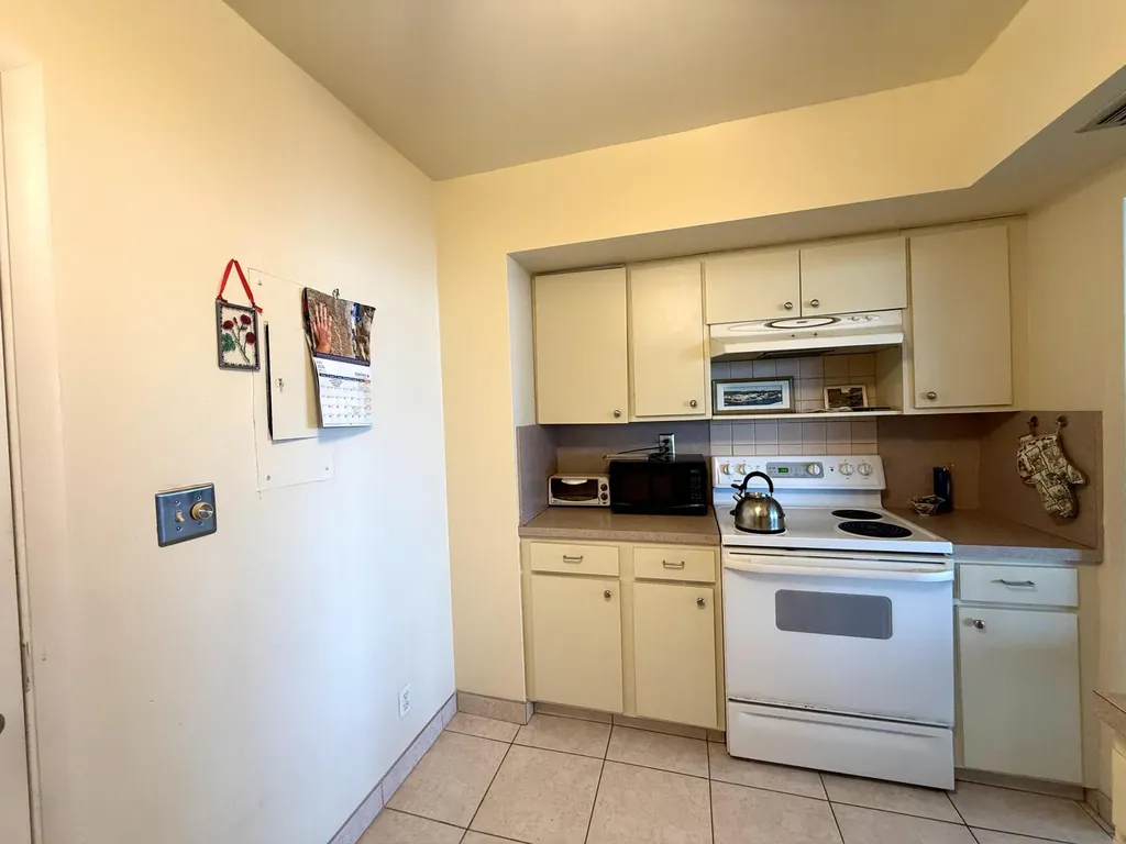 3333 NE 34th Street Fort Lauderdale FL 33308