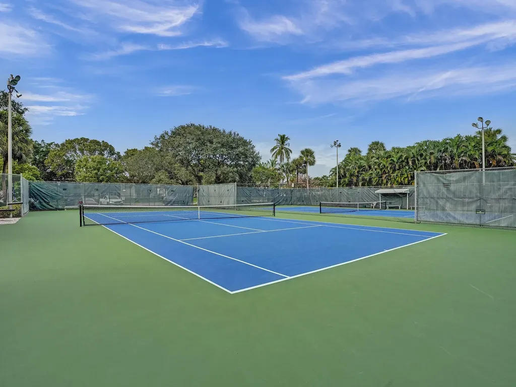 1104 Bahama Bend Coconut Creek FL 33066