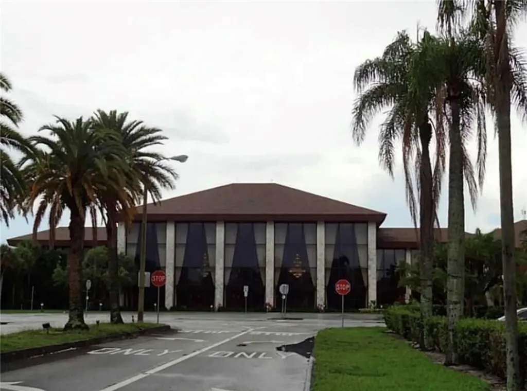 12650 SW 6th Street Pembroke Pines FL 33027