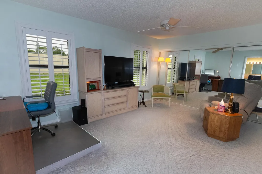 13923 Nesting Way Delray Beach FL 33484