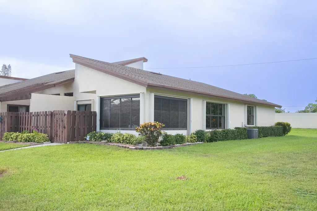 13923 Nesting Way Delray Beach FL 33484
