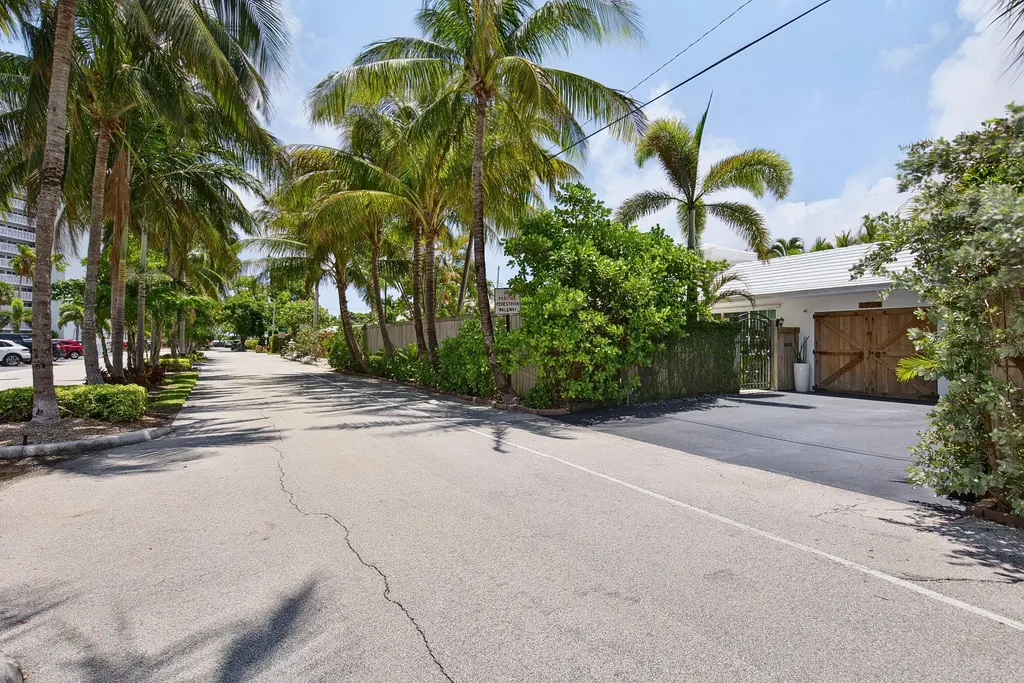 1929 S Ocean Drive Fort Lauderdale FL 33316