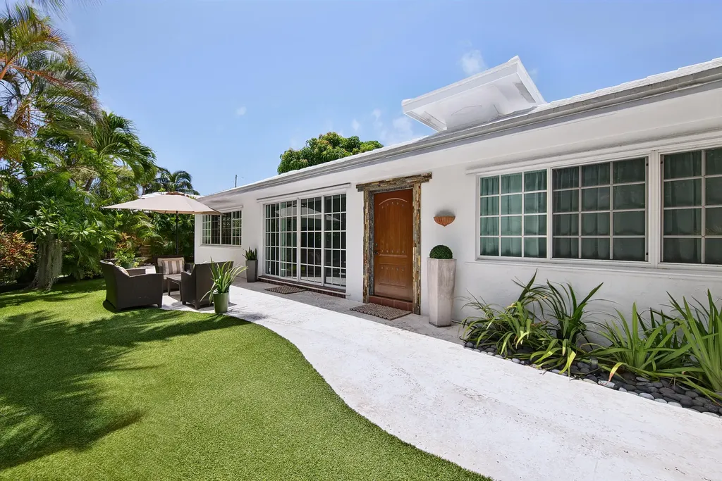 1929 S Ocean Drive Fort Lauderdale FL 33316